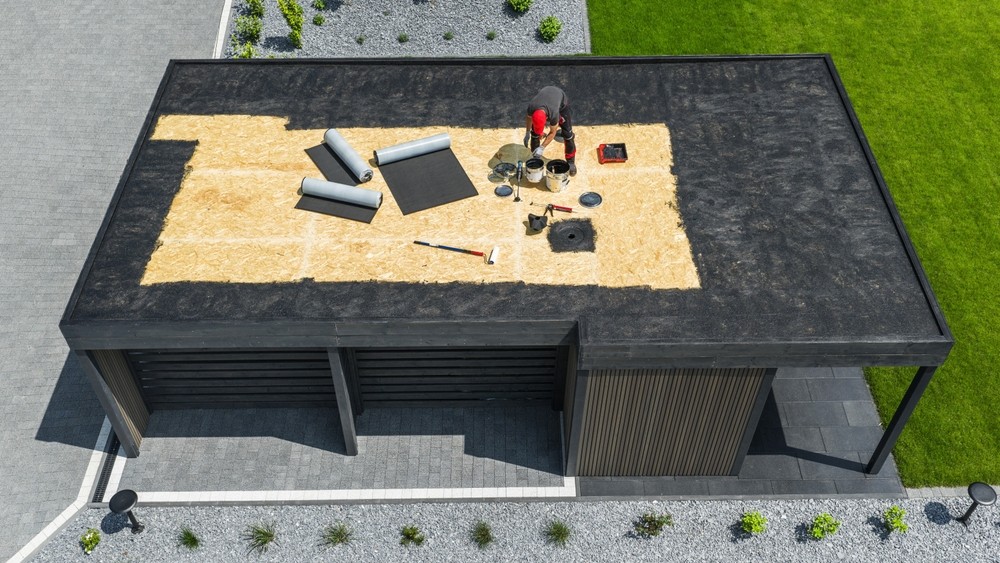 flat roof being installed